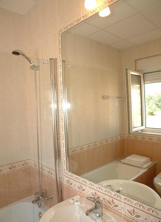 Hotel La Guindal Arriondas Δωμάτιο φωτογραφία